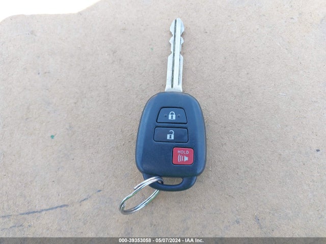 Scion Xb 686 Parklan Edition 2015 JTLZE4FE1FJ072965 Image 11