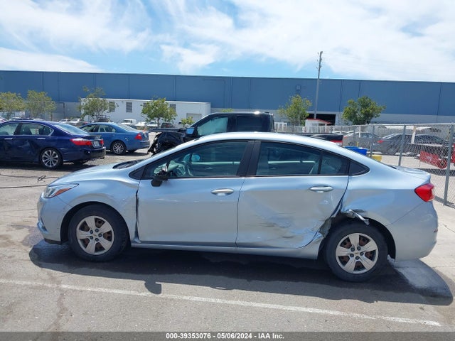 Chevrolet Cruze Ls Manual 2018 1G1BB5SM4J7146516 Image 14