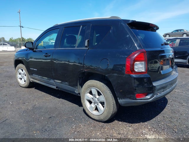 1C4NJCEB4HD162992 Jeep Compass Latitude Fwd