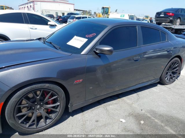 2C3CDXGJ2KH506215 Dodge Charger Scat Pack Rwd