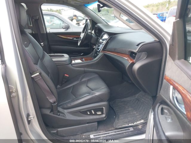 1GYS4SKJ1FR521063 Cadillac Escalade Esv Luxury