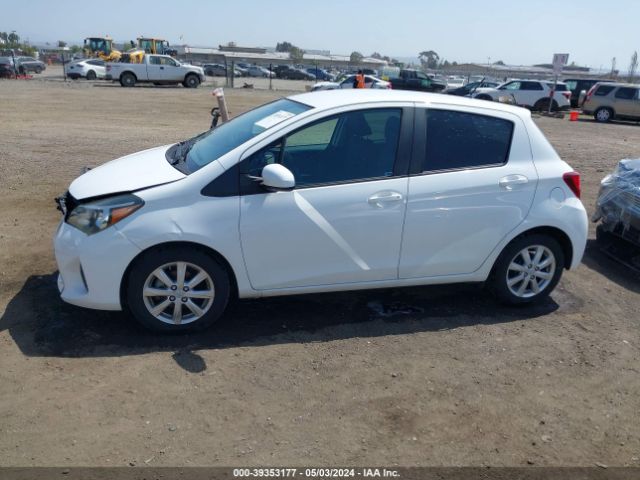 VNKKTUD30FA019671 Toyota YARIS LE