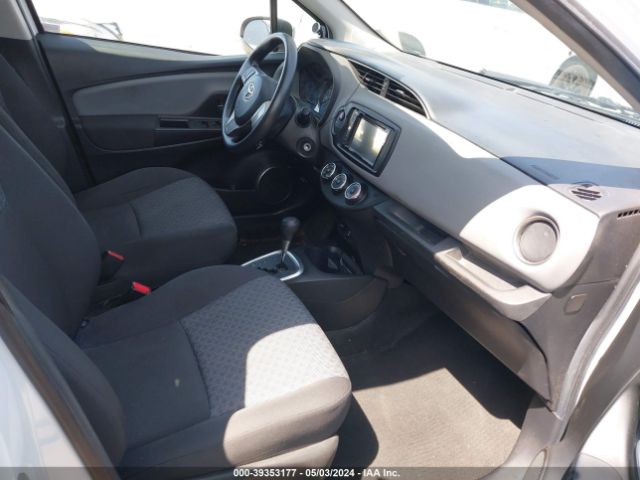 VNKKTUD30FA019671 Toyota YARIS LE