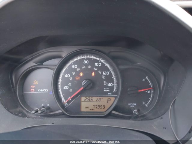 VNKKTUD30FA019671 Toyota YARIS LE
