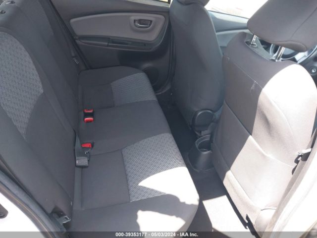 VNKKTUD30FA019671 Toyota YARIS LE