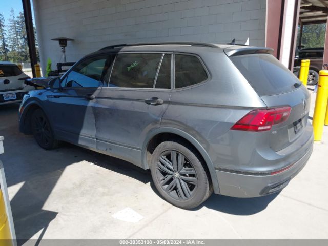 3VV8B7AX2NM130479 Volkswagen Tiguan 2.0t Se R-line Black