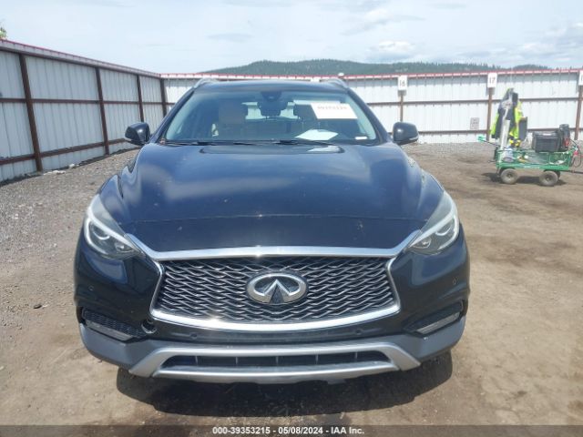 SJKCH5CR1HA024789 Infiniti Qx30 Premium