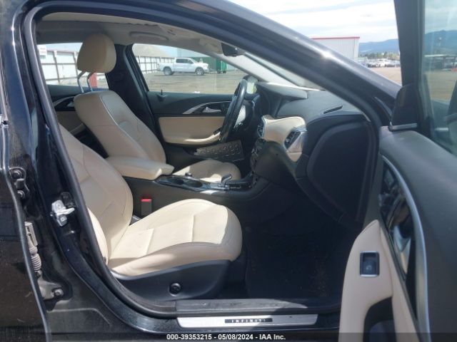 SJKCH5CR1HA024789 Infiniti Qx30 Premium