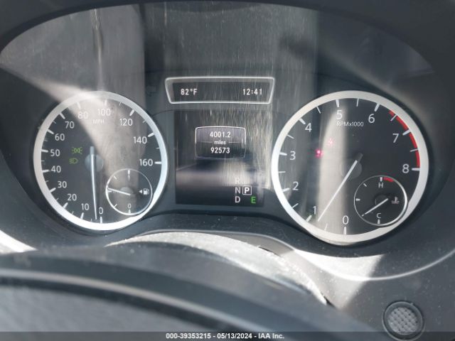 SJKCH5CR1HA024789 Infiniti Qx30 Premium