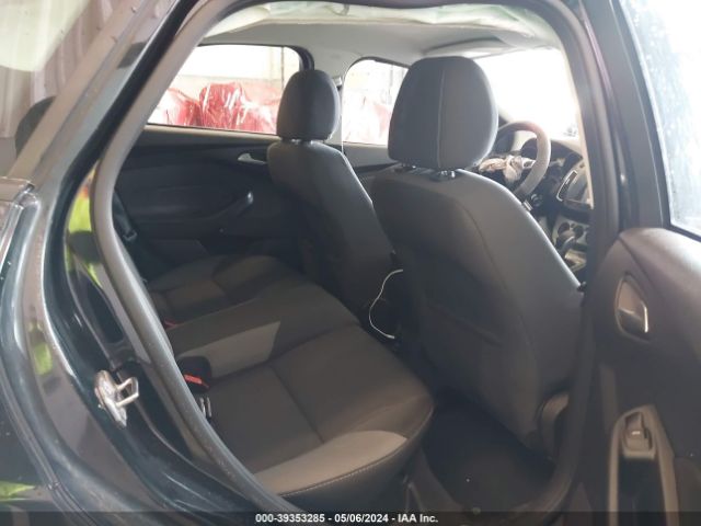 1FADP3K23EL454607 Ford FOCUS SE