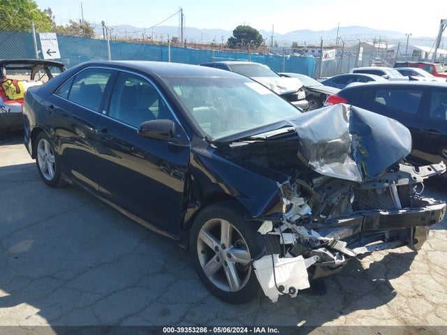 Toyota CAMRY SE 2014 4T1BF1FK3EU804679 zdjęcie główne