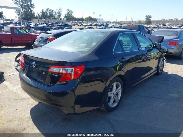 Toyota CAMRY SE 2014 4T1BF1FK3EU804679 Image 4