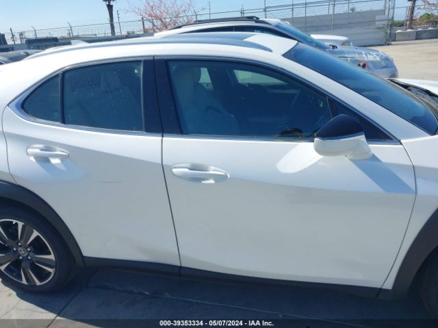 JTHX6JBH7R2176274 Lexus UX 250H