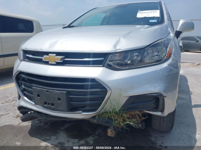 KL7CJKSB3LB327096 Chevrolet Trax Fwd Ls