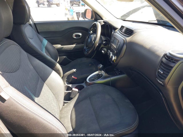 KIA SOUL + 2015 KNDJP3A54F7114871 Image 5