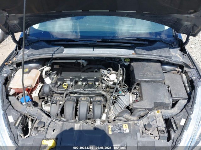 Ford FOCUS SE 2016 1FADP3F28GL365449 Image 10