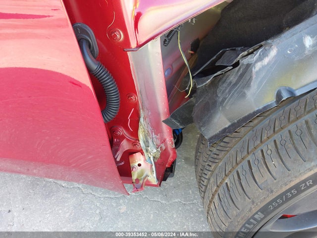 7SAYGDEFXRF033964 Tesla Model Y Performance Dual Motor All-wheel Drive