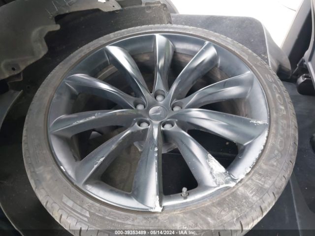 5YJXCAE24LF240096 Tesla Model X Long Range Dual Motor All-wheel Drive/long Range Plus Dual Motor All-wheel Drive