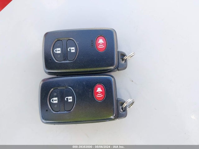 Toyota Prius V Five/four/three/two 2016 JTDZN3EU8GJ042250 Image 11