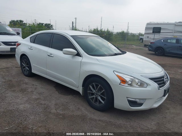 Nissan Altima 2.5 S 2014 1N4AL3AP6EN348443 главное изображение