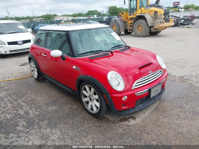 2006 MINI COOPER S WMWRE33586TJ35748 Photo 0