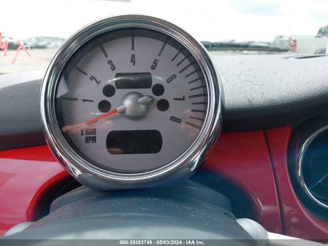 2006 MINI COOPER S WMWRE33586TJ35748 Photo 6