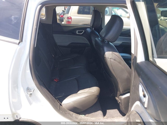 3C4NJCBB5NT150568 Jeep Compass Latitude Fwd