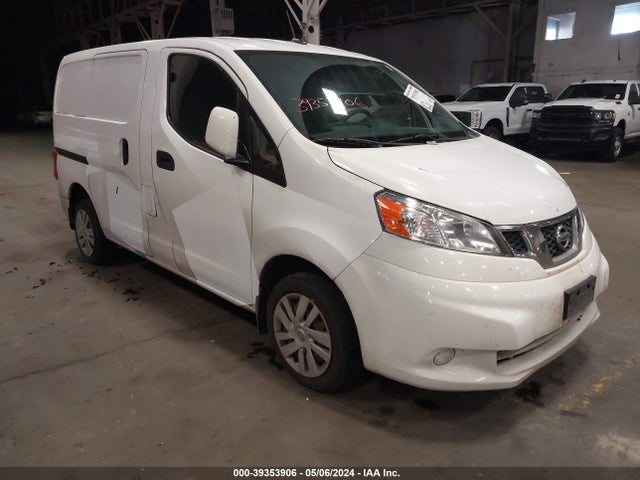 2015 3N6CM0KN6FK690054 main image