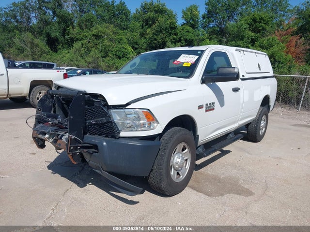 RAM 2500 Tradesman 2016 3C6LR5AT7GG235324 Image 2