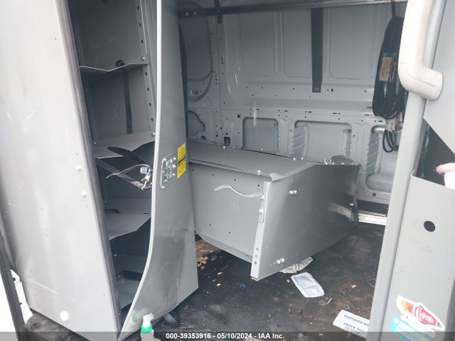 Ford Transit-250 2023 1FTBR1Y82PKA35572 Image 8