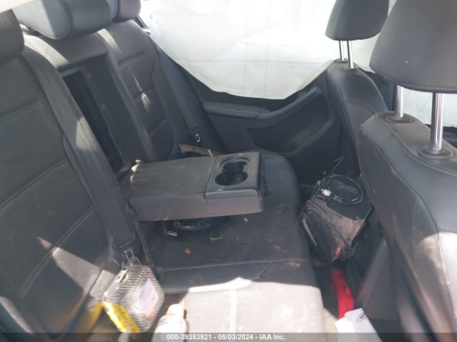 3VW3L7AJ5EM225729 Volkswagen JETTA TDI