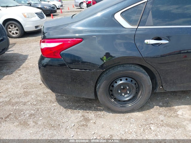 Nissan Altima 2.5 S 2018 1N4AL3AP6JC223299 Image 16