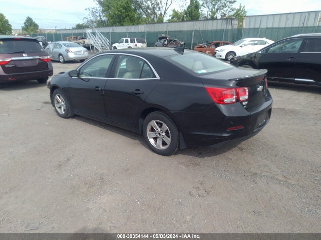 Chevrolet MALIBU 1LT 2015 1G11C5SL0FF102297 Image 3