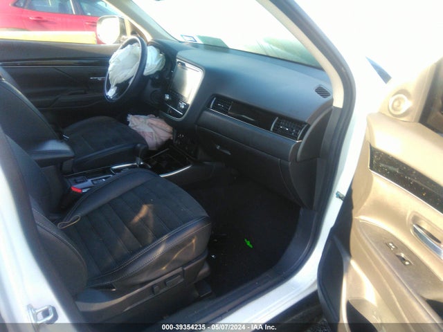 Mitsubishi Outlander Se 2.4 2020 JA4AD3A38LZ039058 Image 5