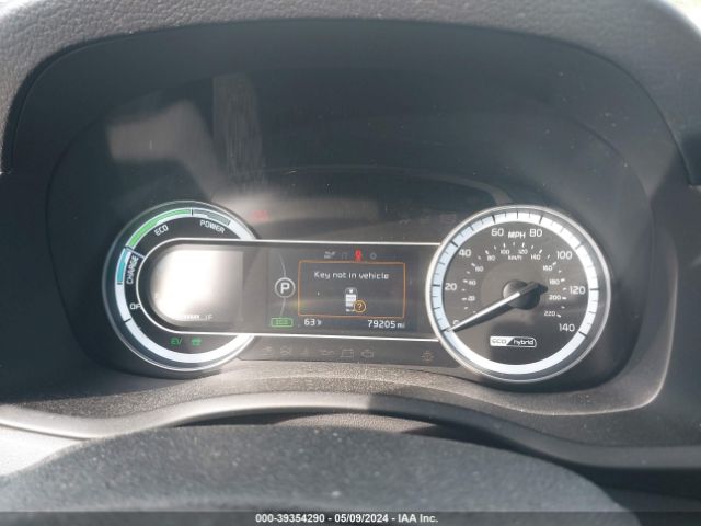 KNDCC3LC2J5175902 KIA NIRO EX
