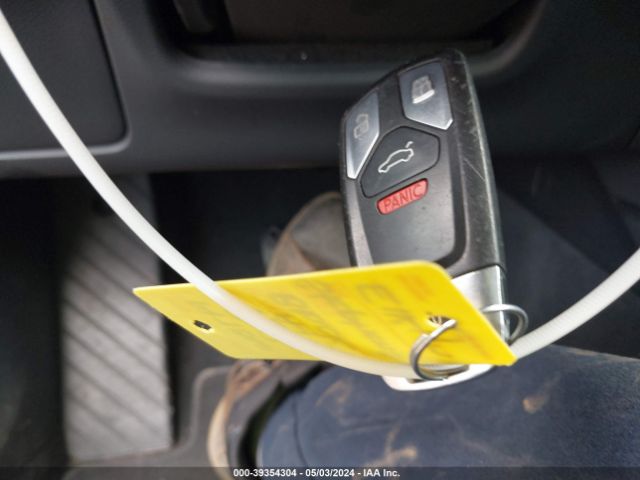 WAUGMAF46HN033602 Audi A4 2.0t Ultra Premium