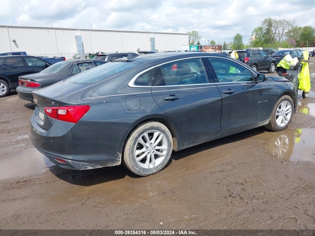 Chevrolet MALIBU LT 2018 1G1ZD5ST5JF207961 Image 4