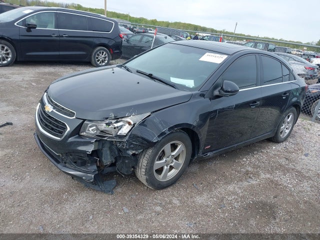 Chevrolet Cruze 1lt Auto 2015 1G1PC5SB0F7242510 Image 2