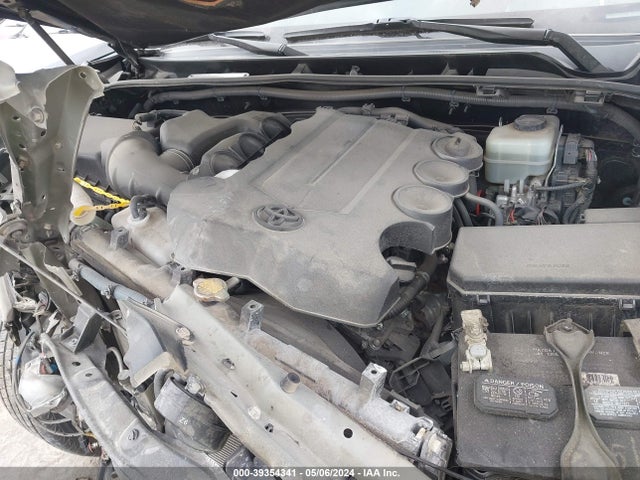 Toyota 4RUNNER SR5 2016 JTEBU5JR2G5335843 Image 10