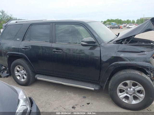 Toyota 4RUNNER SR5 2016 JTEBU5JR2G5335843 Image 14