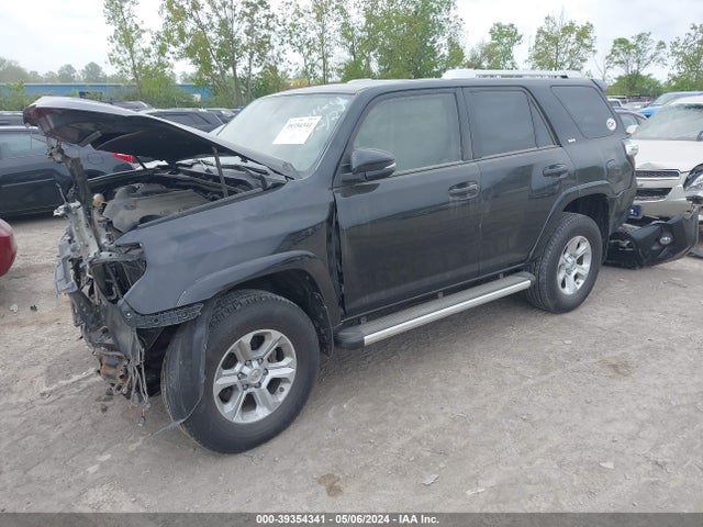 Toyota 4RUNNER SR5 2016 JTEBU5JR2G5335843 Image 2