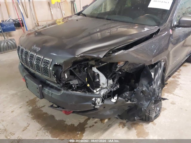 1C4PJMBX7KD256726 Jeep Cherokee Trailhawk Elite 4x4