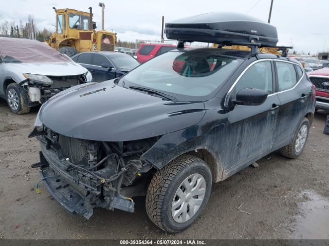 JN1BJ1CR8JW256443 Nissan Rogue Sport S