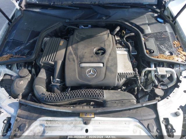 55SWF4JB5JU265627 Mercedes-Benz C 300