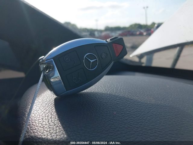 55SWF4JB5JU265627 Mercedes-Benz C 300
