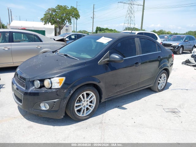 Chevrolet Sonic Lt Auto 2014 1G1JC5SH4E4140038 Image 2
