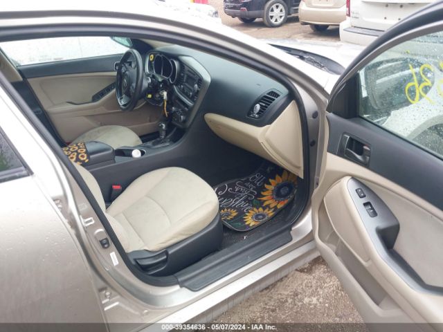 KNAGM4A78F5531025 KIA Optima Lx