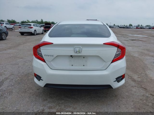 2HGFC2F57JH591698 Honda Civic Lx