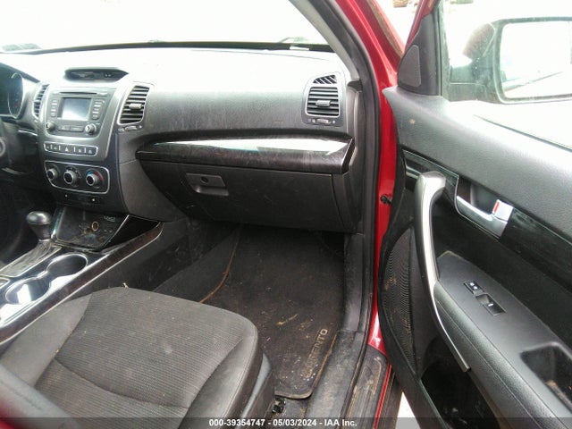 KIA Sorento Lx V6 2014 5XYKTDA71EG498388 Image 5