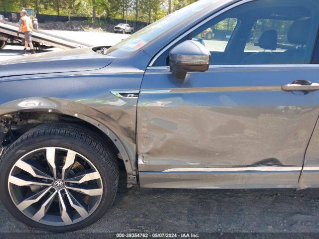 3VV4B7AX0MM132616 Volkswagen Tiguan 2.0t Sel Premium R-line
